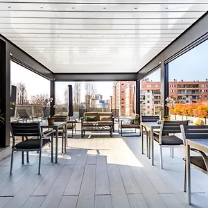 Joivy San Cristoforo - Terrace, Gym & Apartment