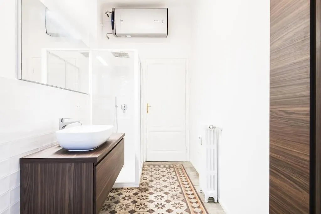 Easylife - Elegance And Design In Solari Area Apartment Milan