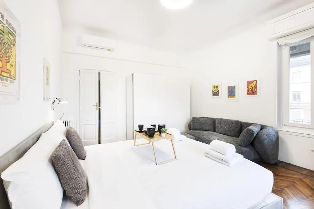 Easylife - Elegance And Design In Solari Area Apartment Milan 0*,  Italy